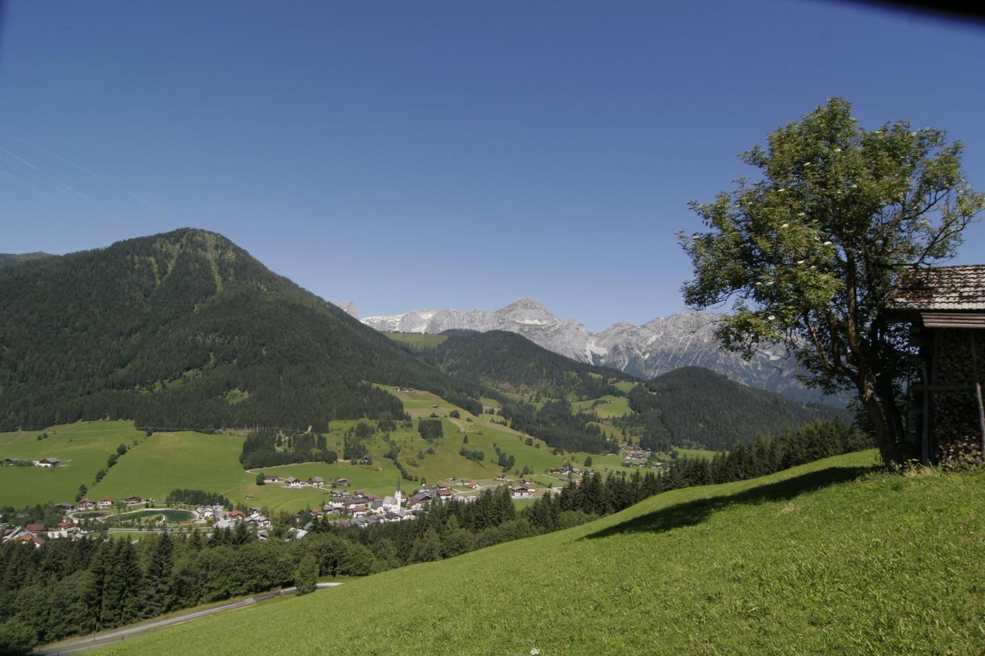 Gaestehaus Eder Otel Sankt Martin am Tennengebirge Dış mekan fotoğraf